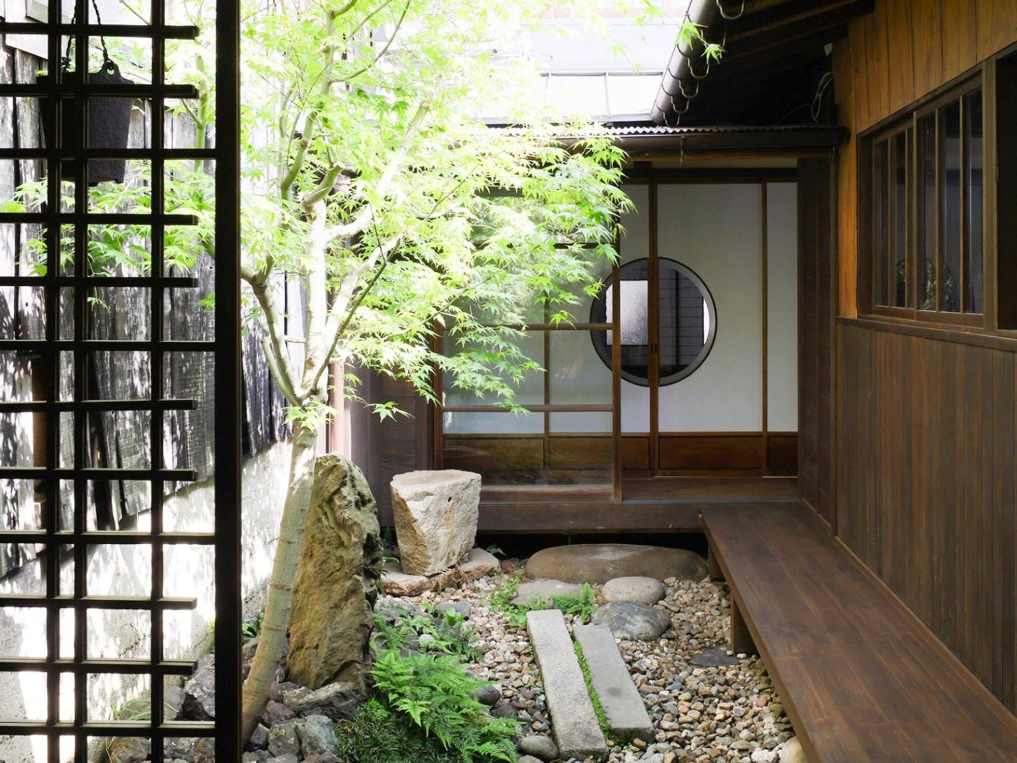 古民家の宿宰嘉庵 Traditionaljapanisehotel Saikaan Maizuru Exteriör bild
